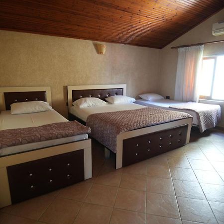 Alen Bar Hotel Τίρανα Εξωτερικό φωτογραφία