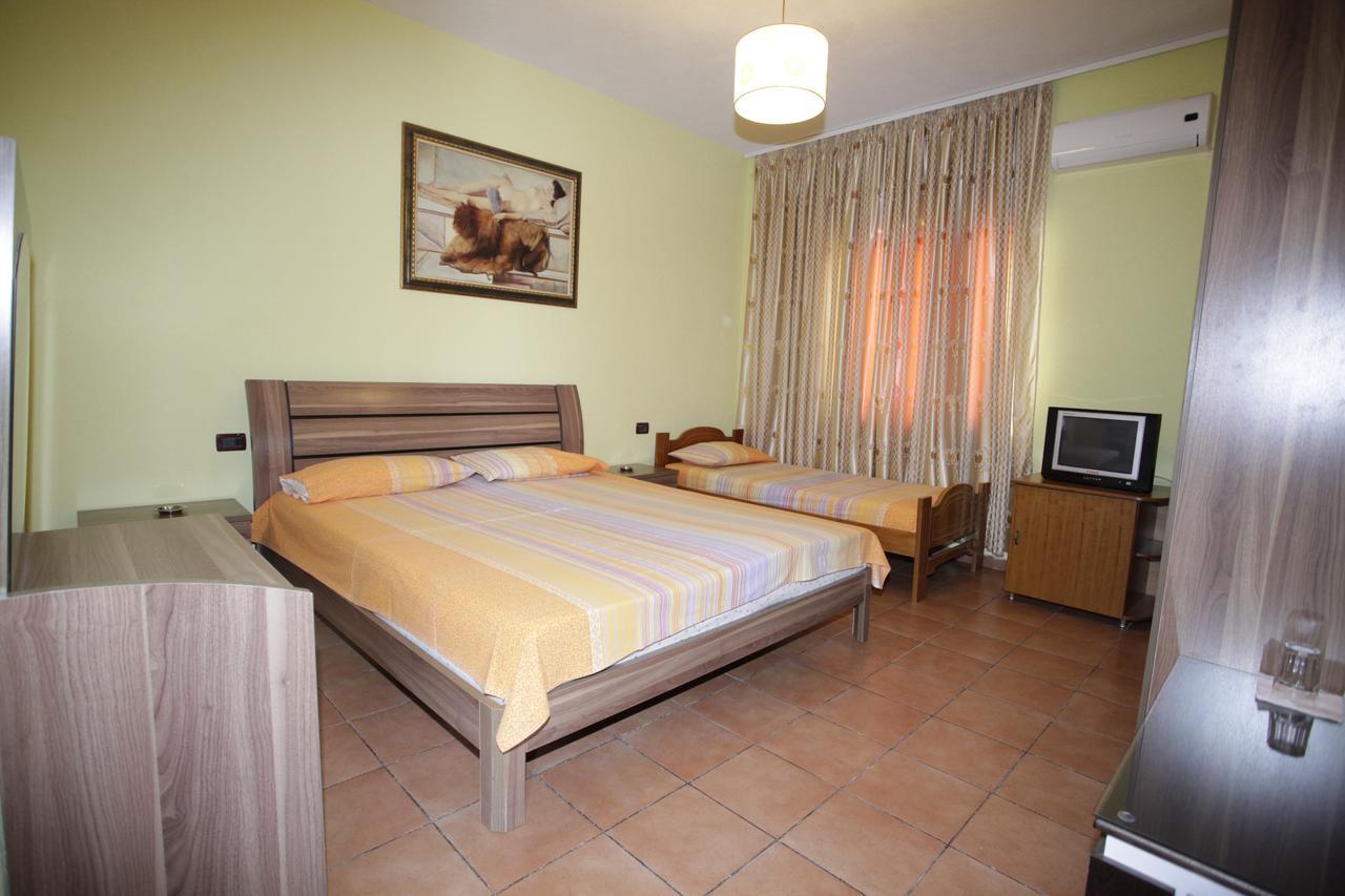 Alen Bar Hotel Τίρανα Εξωτερικό φωτογραφία